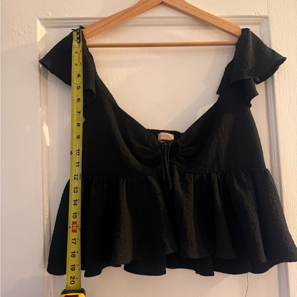 Urban Outfitters keyhole babydoll top - Picture 6 of 7